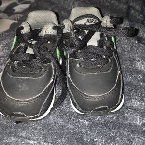 Baby shoes